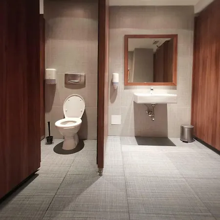 New! Metro Hostel *